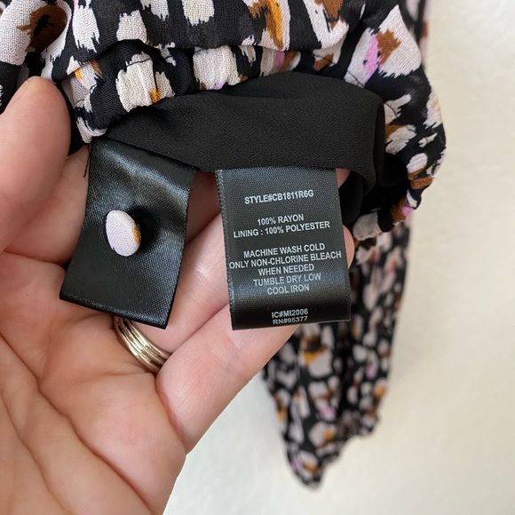 Super Cute Long Sleeve Sanctuary Top Size Small Rarely Worn - Picture 2 of 4